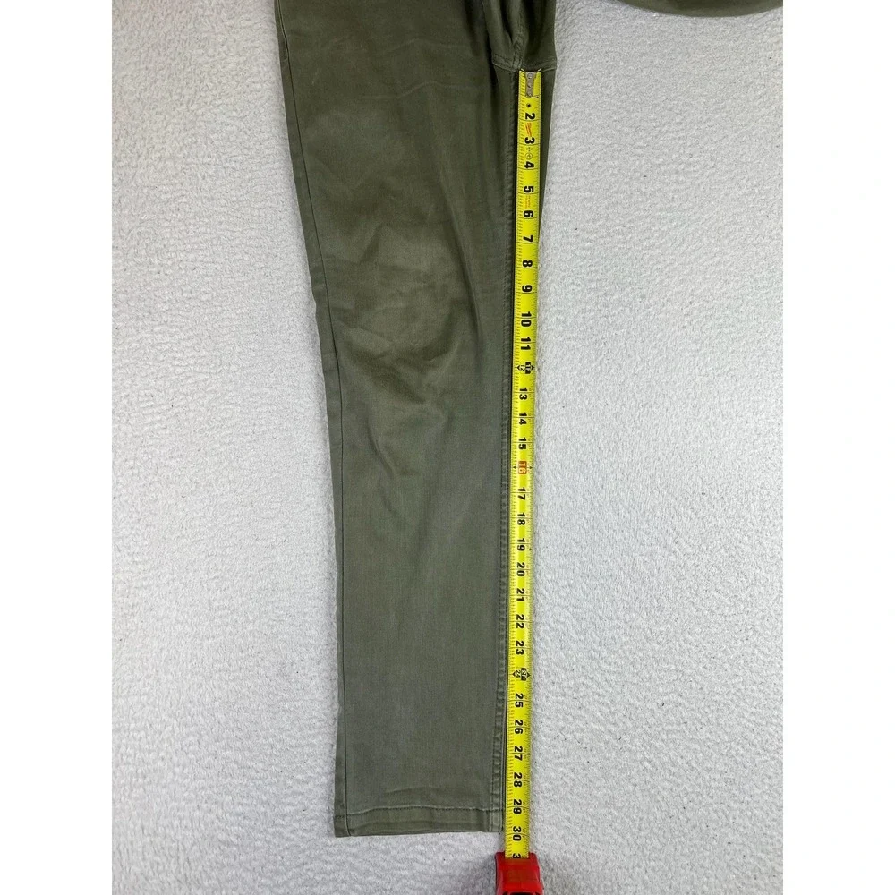 Mugsy Jeans Mens 30x30 Green Slim Tapered Stretch Denim Casual Pants Olive